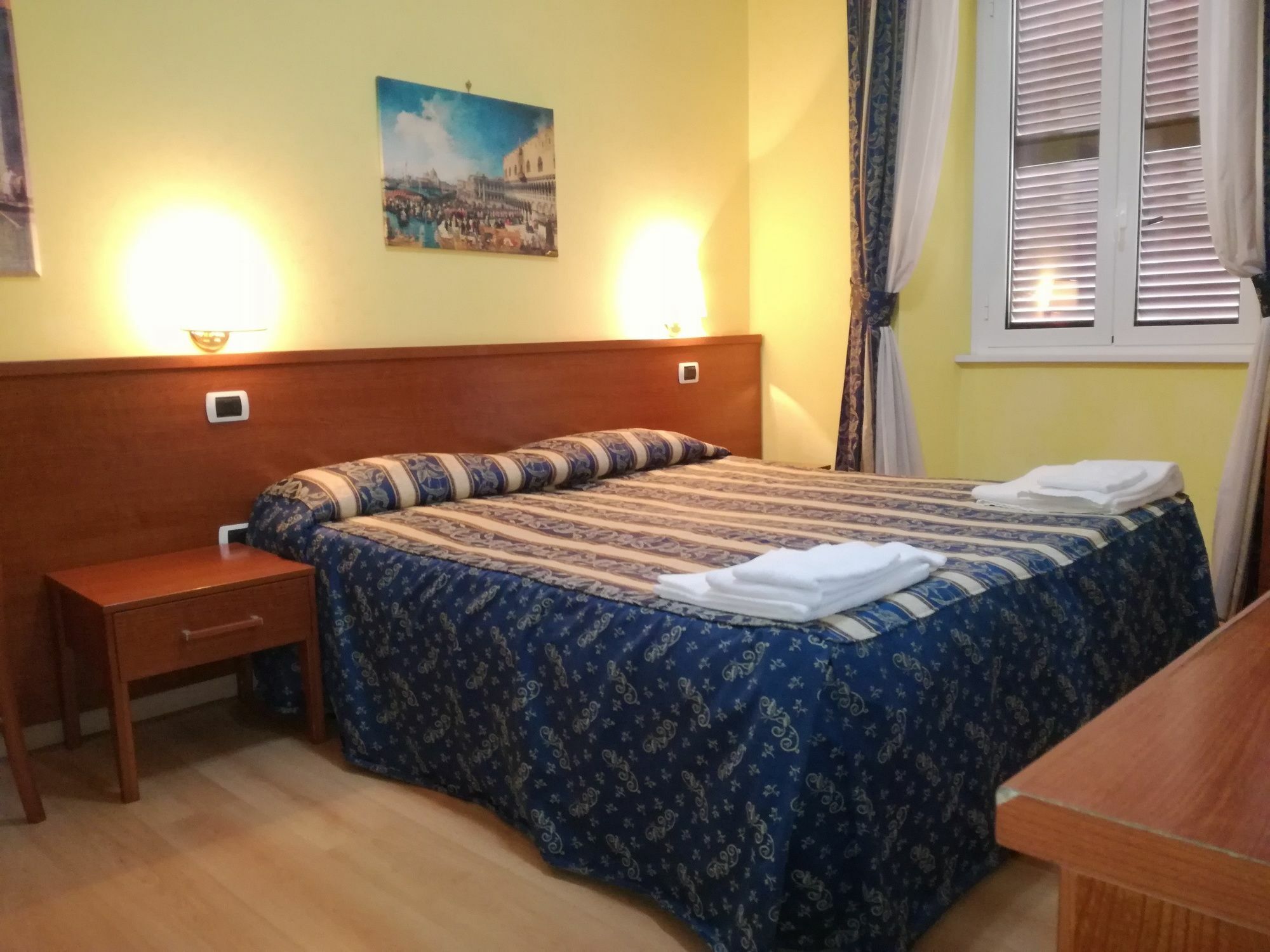 La Casa Dell'arte Pensión Roma